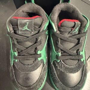 Kids Jordan 4rm Black and Green Sneakers
